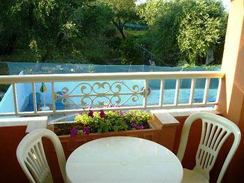 Anna Maria Studios And Apartments Moraitika Extérieur photo